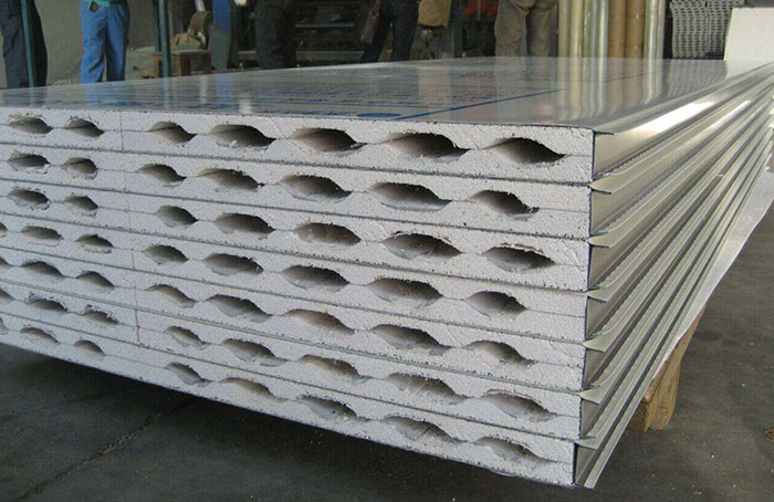 山東機制硫氧鎂夾心凈化彩鋼板